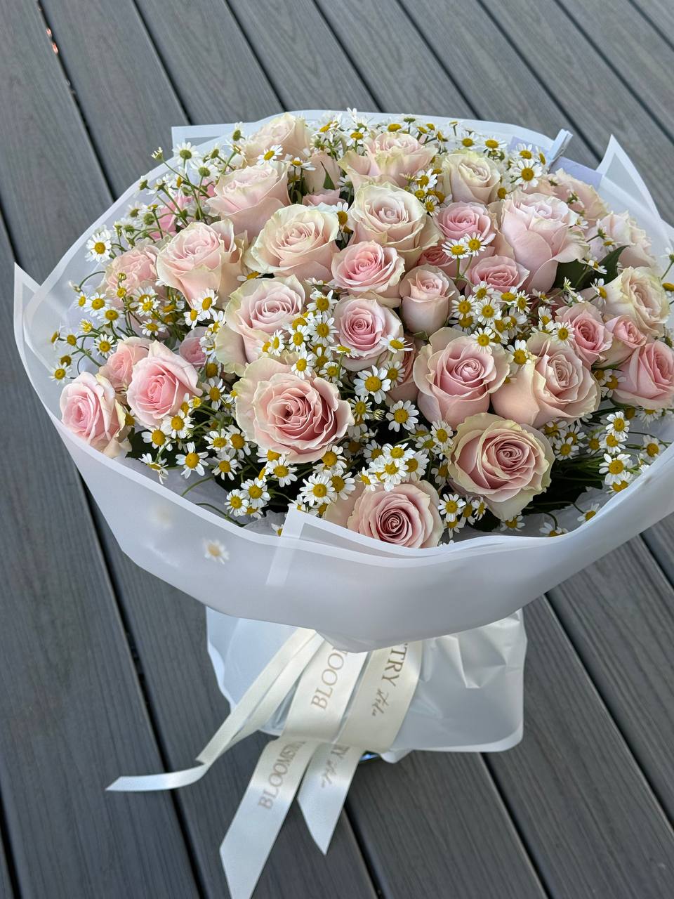 Bouquet No. 2 | Blush Roses & Daisies Bouquet