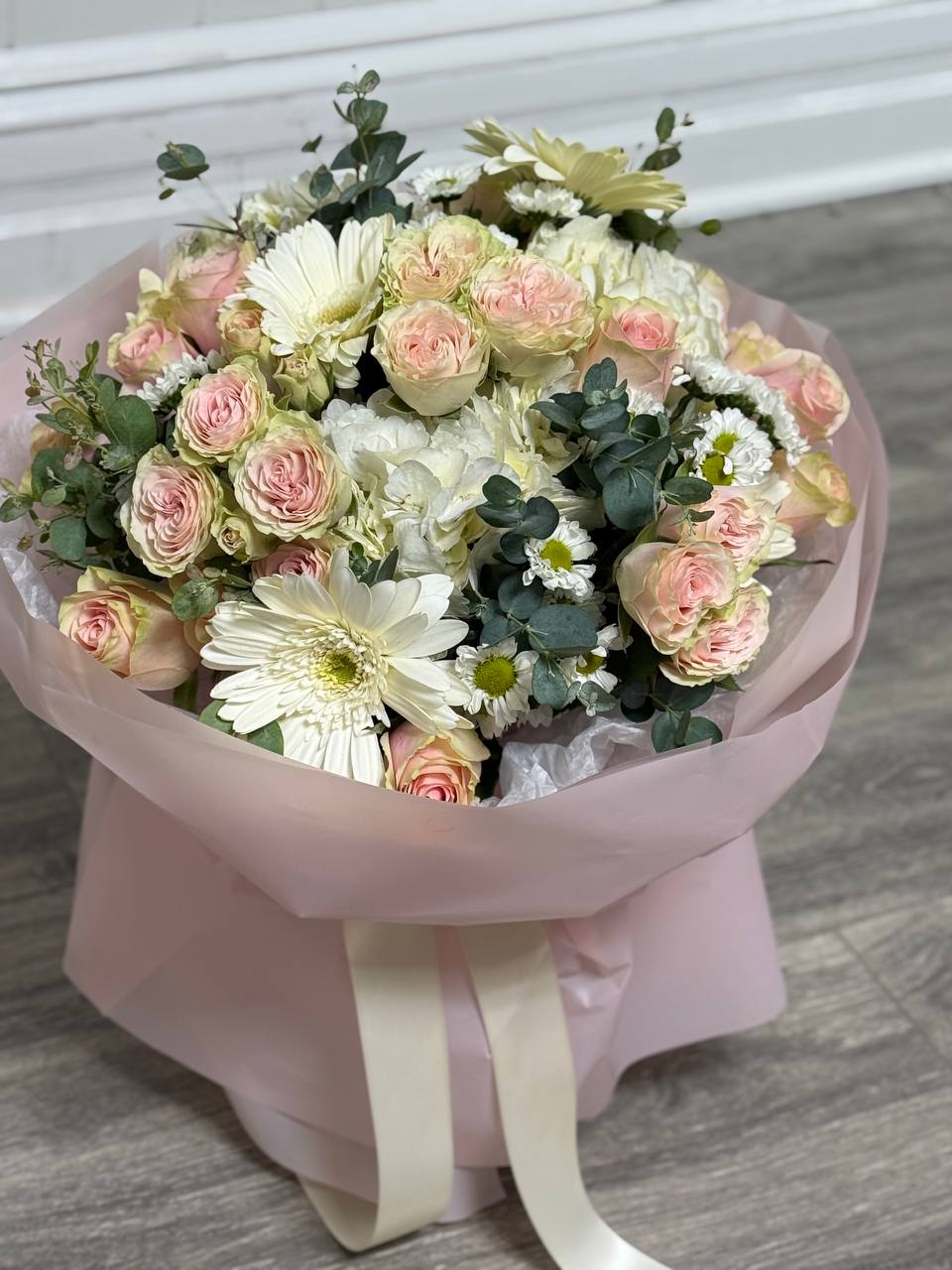 Bouquet No. 19 | Sweet Embrace