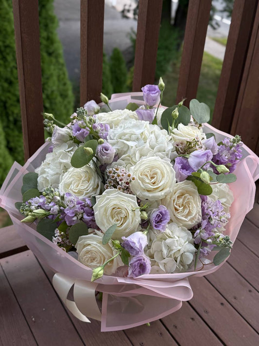 Bouquet No. 16 | Morning Mist
