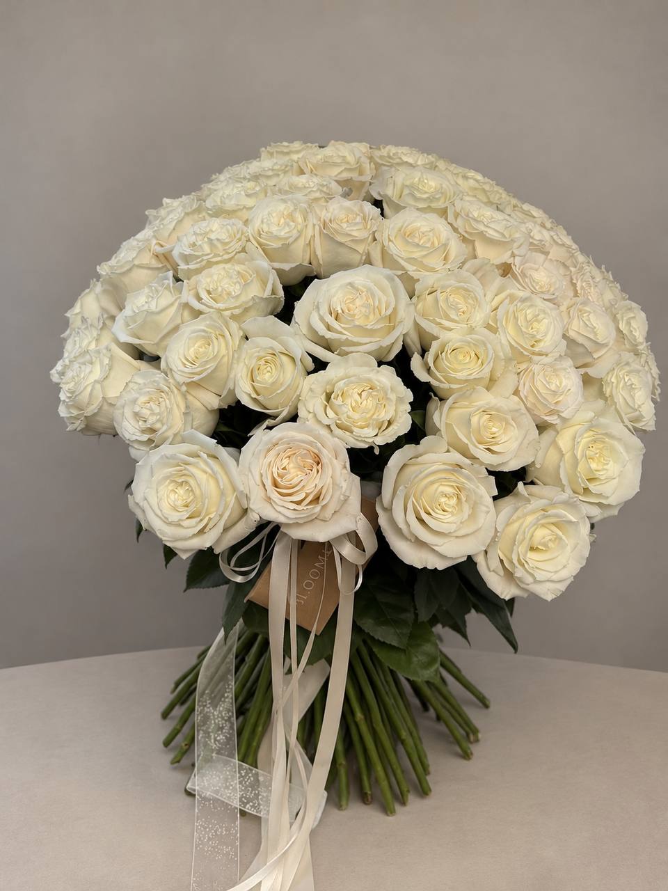 Bouquet No. 8 | 100 White Garden Roses
